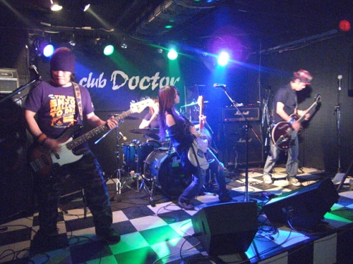 f:id:aiamdolly:20120202211846j:image