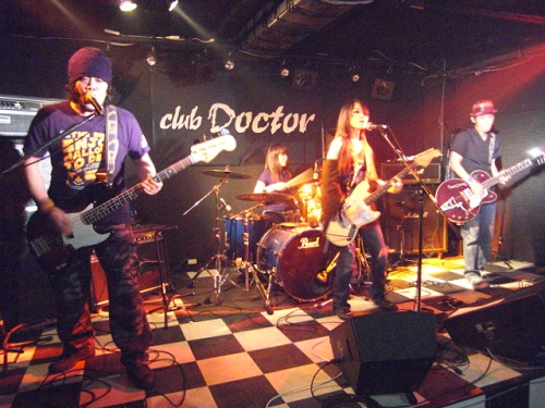 f:id:aiamdolly:20120202212000j:image