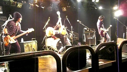 f:id:aiamdolly:20130112201018j:image